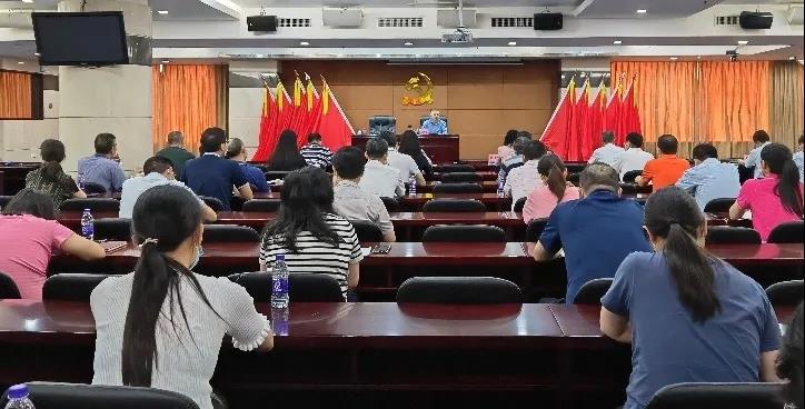 學黨史 悟思想丨集團黨委副書記、總經理白明韶到粵新資產講黨史上黨課