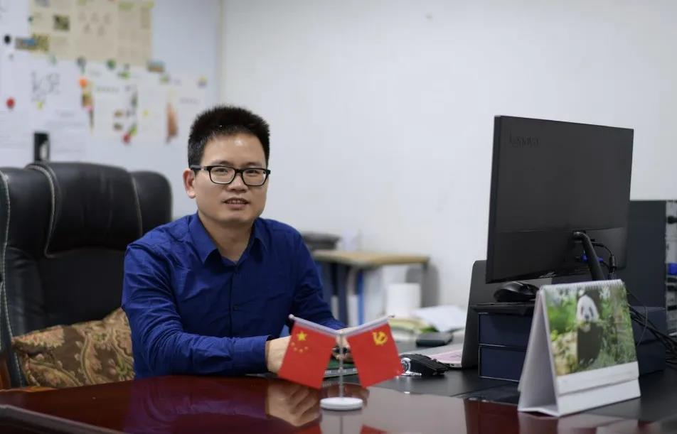 【廣新集團“兩優一先”典型事跡】廣東省國資系統優秀共產黨員蔡友華：以科技創新成果詮釋使命擔當。