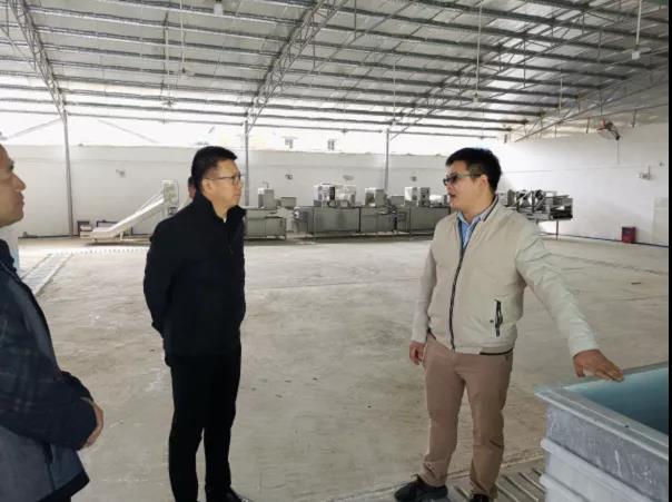 集團黨委副書記、總經理白明韶到鎮南村調研指導脫貧攻堅工作